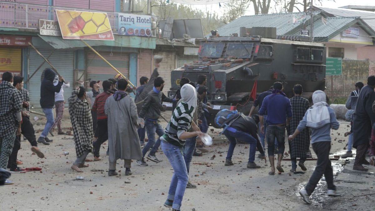 Civilian Killed as Forces Open Fire on Stone-Pelters in Kashmir