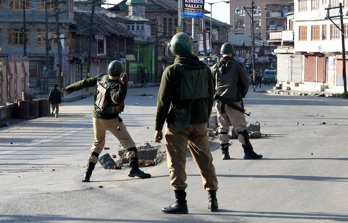 Following a clash in Handwara between Kashmiri locals and the army, CM Mehbooba Mufti has promised strict action.