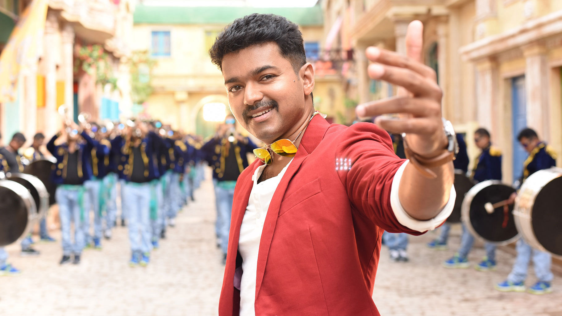 Theri, Kaththi: films starring Thalapathy Vijay that deserve Bollywood  treatment - Bollywood News & Gossip, Movie Reviews, Trailers & Videos at  Bollywoodlife.com