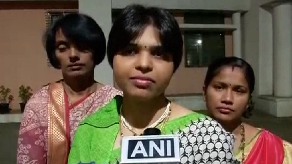 

Bhumata Brigade chief Trupti Desai with other women activists. (Photo: ANI Screengrab)