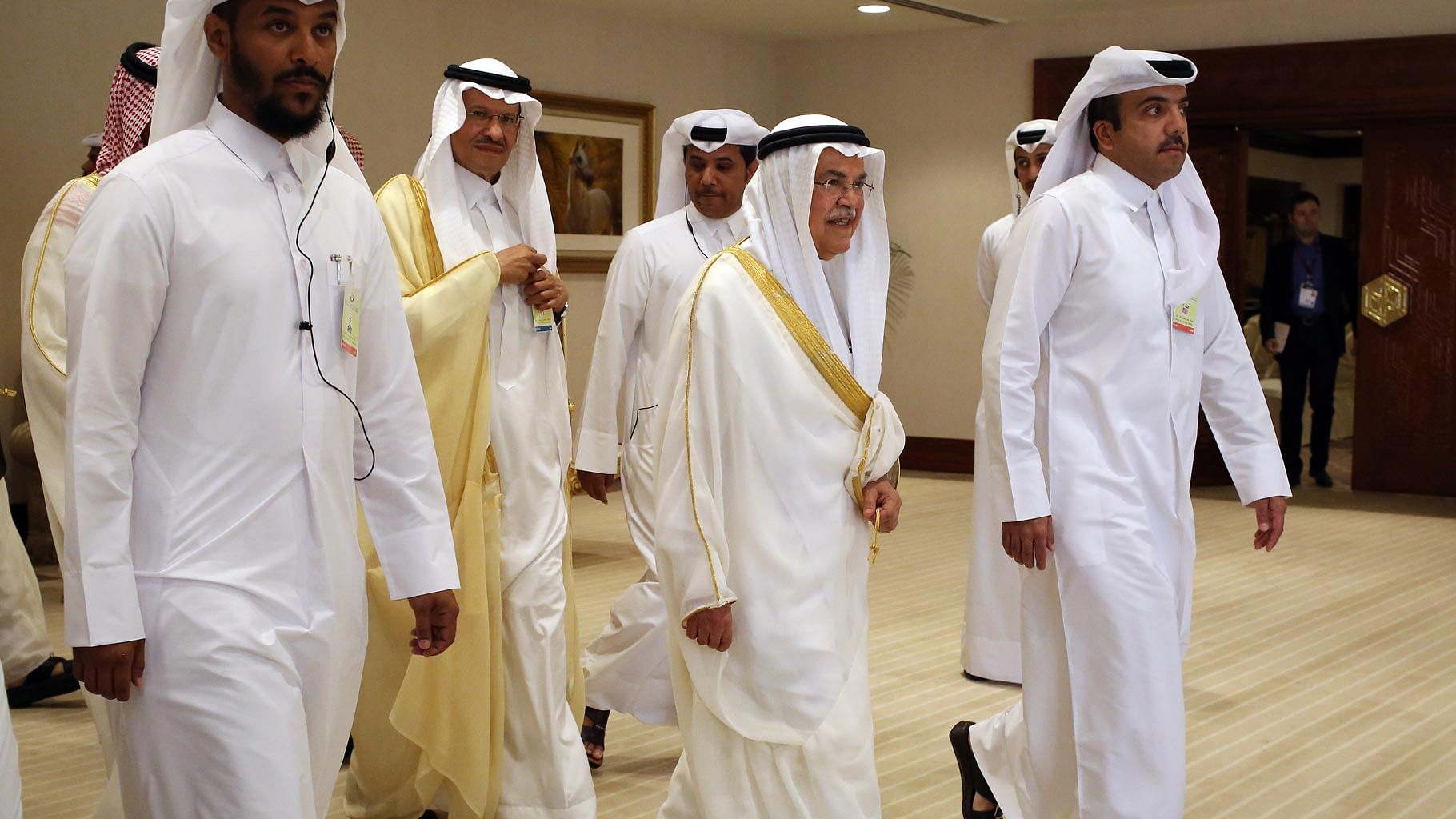 Saudi Oil Minister Ali al-Naimi, center right, arrives at an oil-producers’ meeting in Doha, Qatar, on Sunday, 17 April 2016. (Photo: AP)