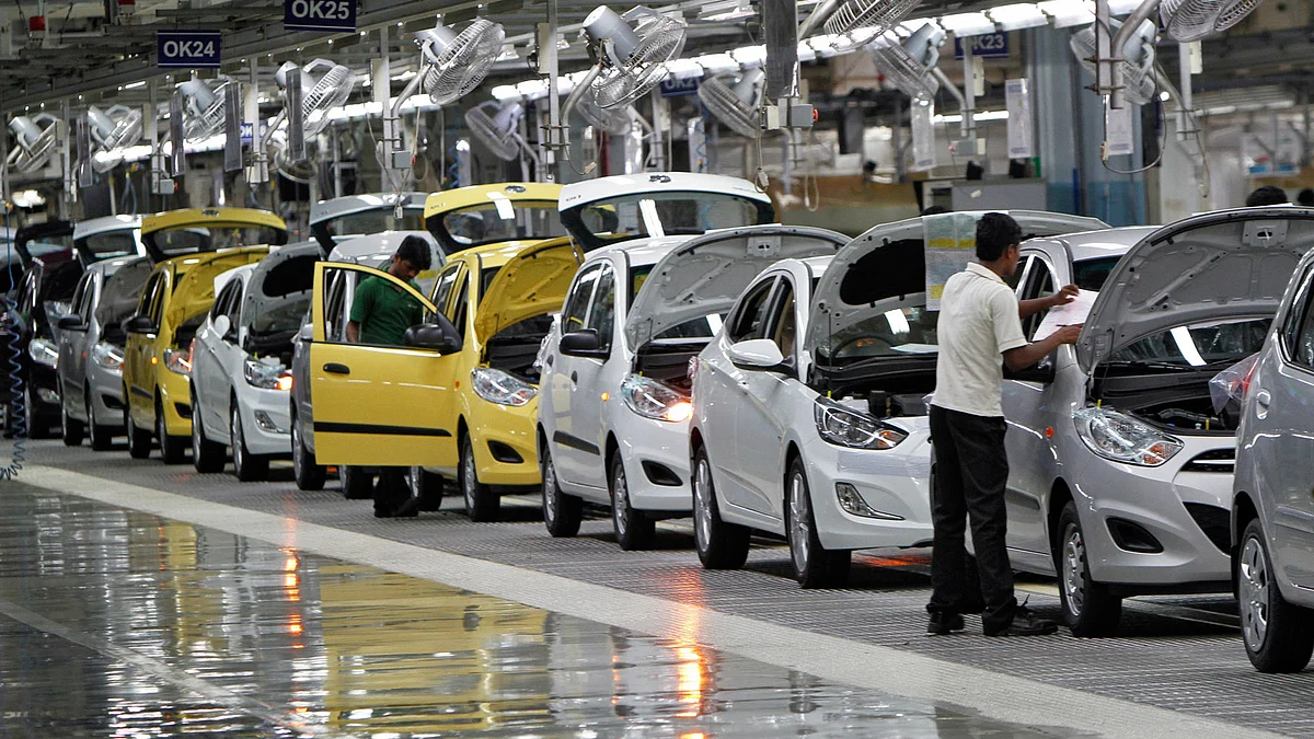 Electric Vehicles in India: With the auto industry facing unsold inventory, the government looks to ease its concerns.