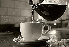 (Photo courtesy: <a href="http://pcrichardandson.tumblr.com/post/80164533217/nothing-starts-the-morning-off-better-than-coffee">PCRICHARDANDSON.TUMBLR.COM</a>)