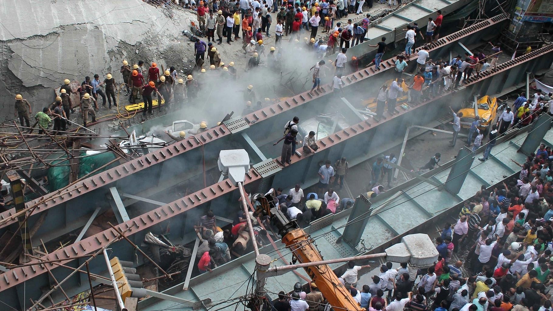 An aerial image of the flyover that collapsed in Kolkata on 31 March 2016. 