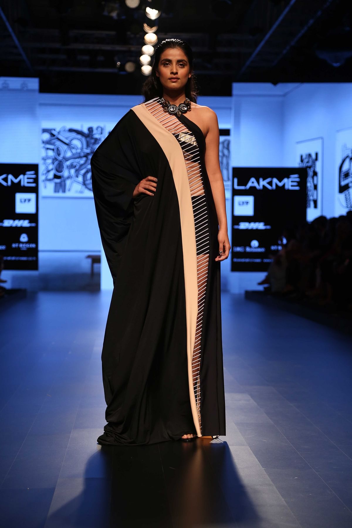 Day 4 at Lakme Fashion Week was an eclectic mix of earthy tones, gleam, glitter and so much more. What’s your pick?