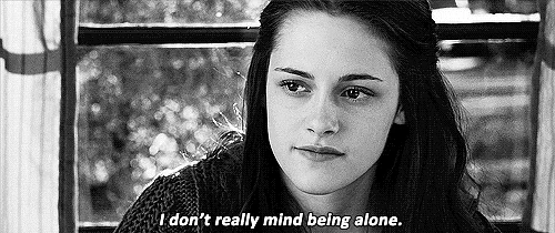 You may feel like isolating yourself from friends and family, ignoring their calls or making excuses to not meet them. (GIF Courtesy: <a href="http://lovelace-media.imgix.net/uploads/638/df8aad30-9b6b-0132-44e4-0ebc4eccb42f.gif">lovelace-media.imgix.net</a>)