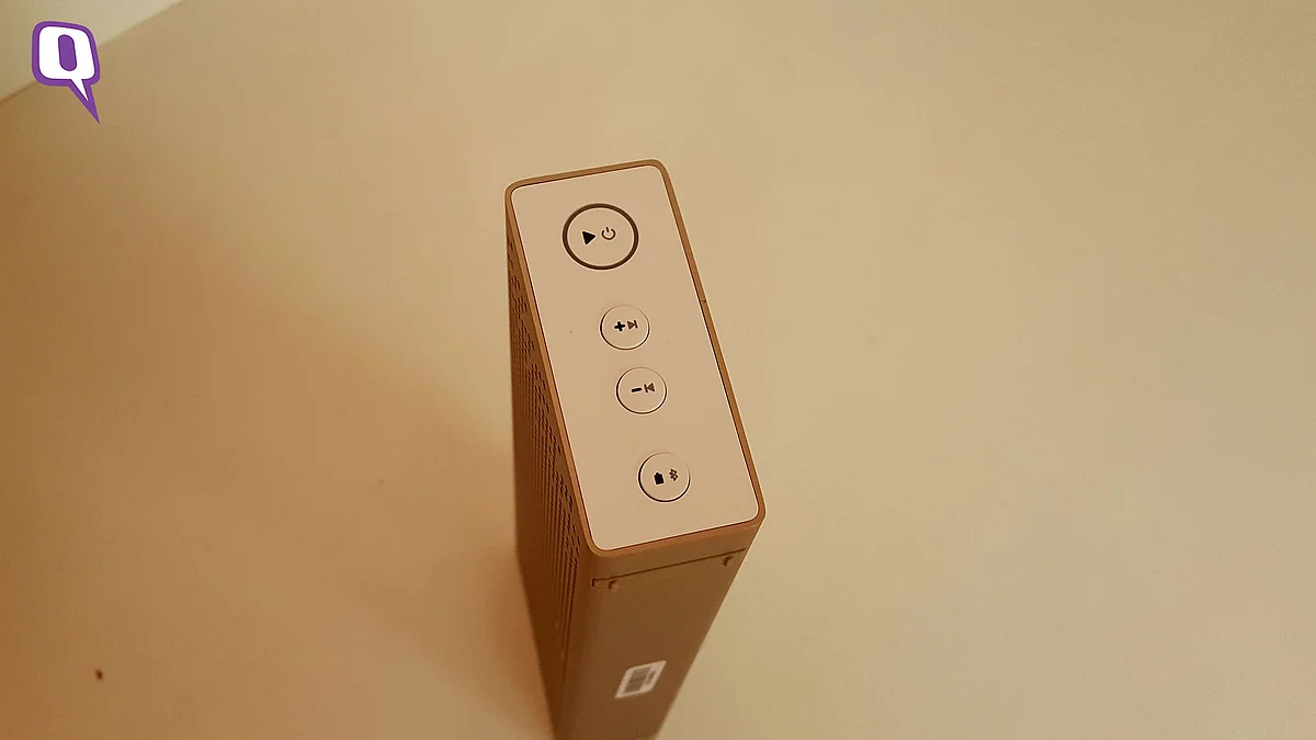 Mi Bluetooth speaker. (Photo: <b>The Quint</b>)