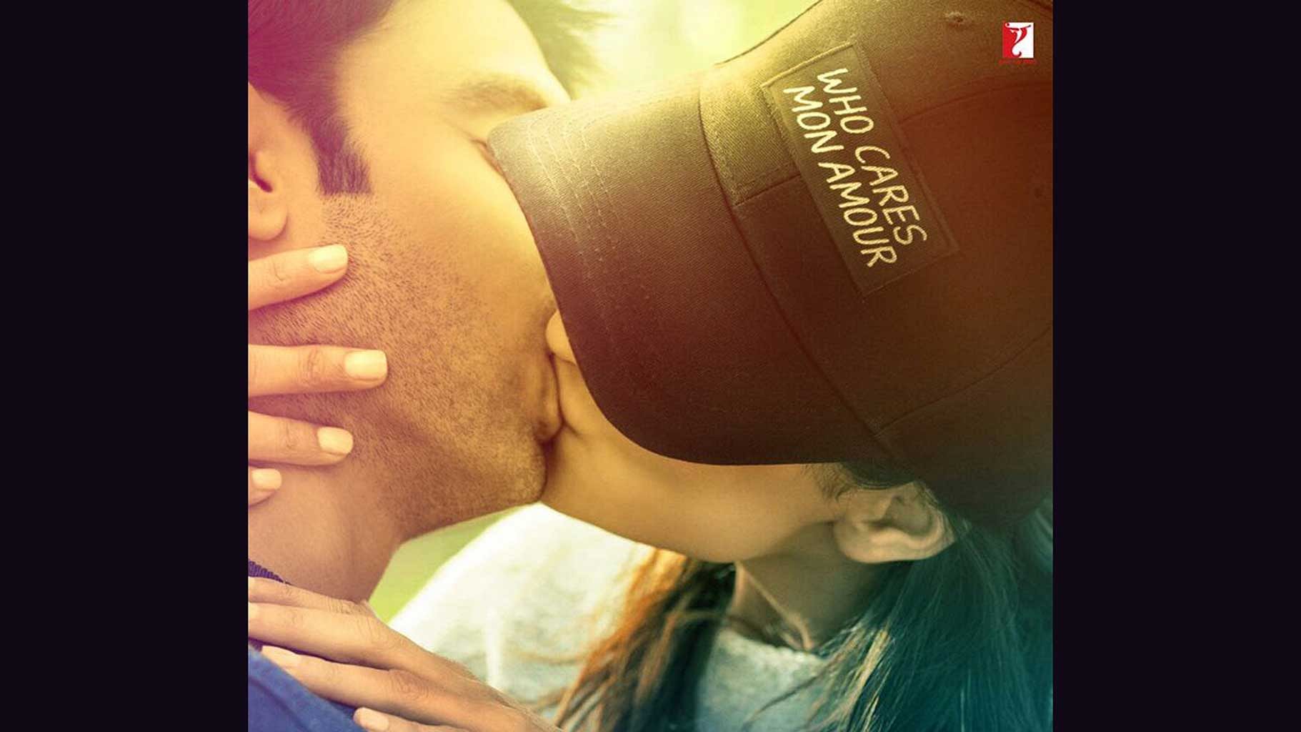 bollywoodpataka.com - IS #Bollywood becoming #BEFIKRE W KISSES in 2016??  Watch Video with Hottest #Kisses in #Bollywood https://youtu.be/mBE3EvtYS9M  #Bollywoodpataka | Facebook