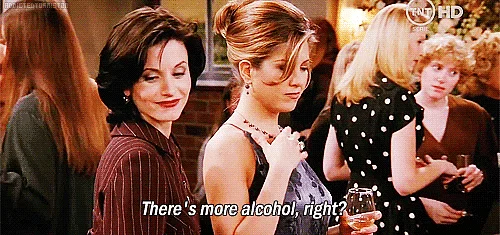 (GIF Courtesy: <a href="http://www.headoverfeels.com/2013/09/01/in-appreciation-of-rachel-green/">headoverheels.com</a>)