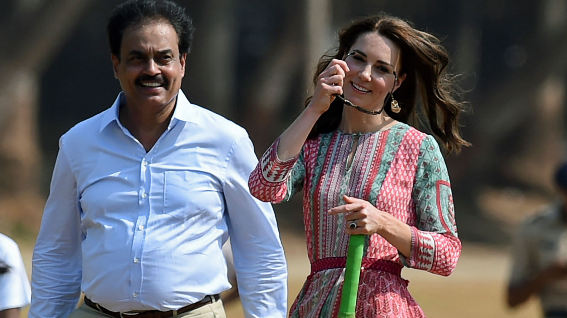 Kate Middleton at a charity cricket match with Dilip Vengsarkar at Oval Maidan in Mumbai (Photo: AP) 