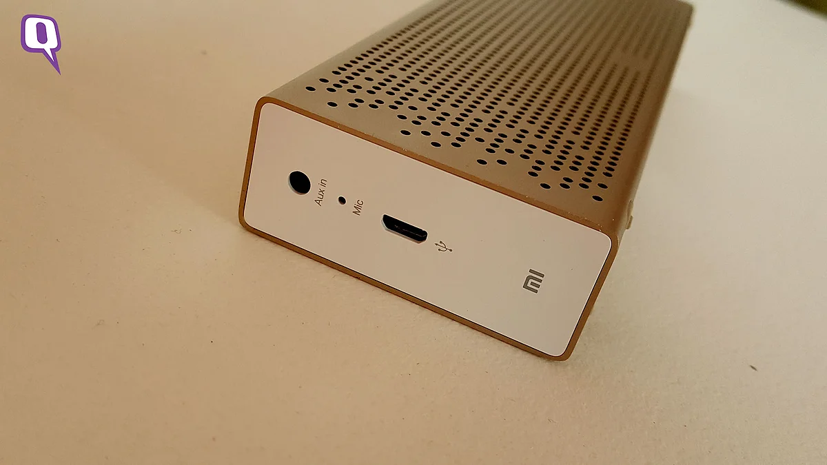 Mi Bluetooth speaker. (Photo: <b>The Quint</b>)