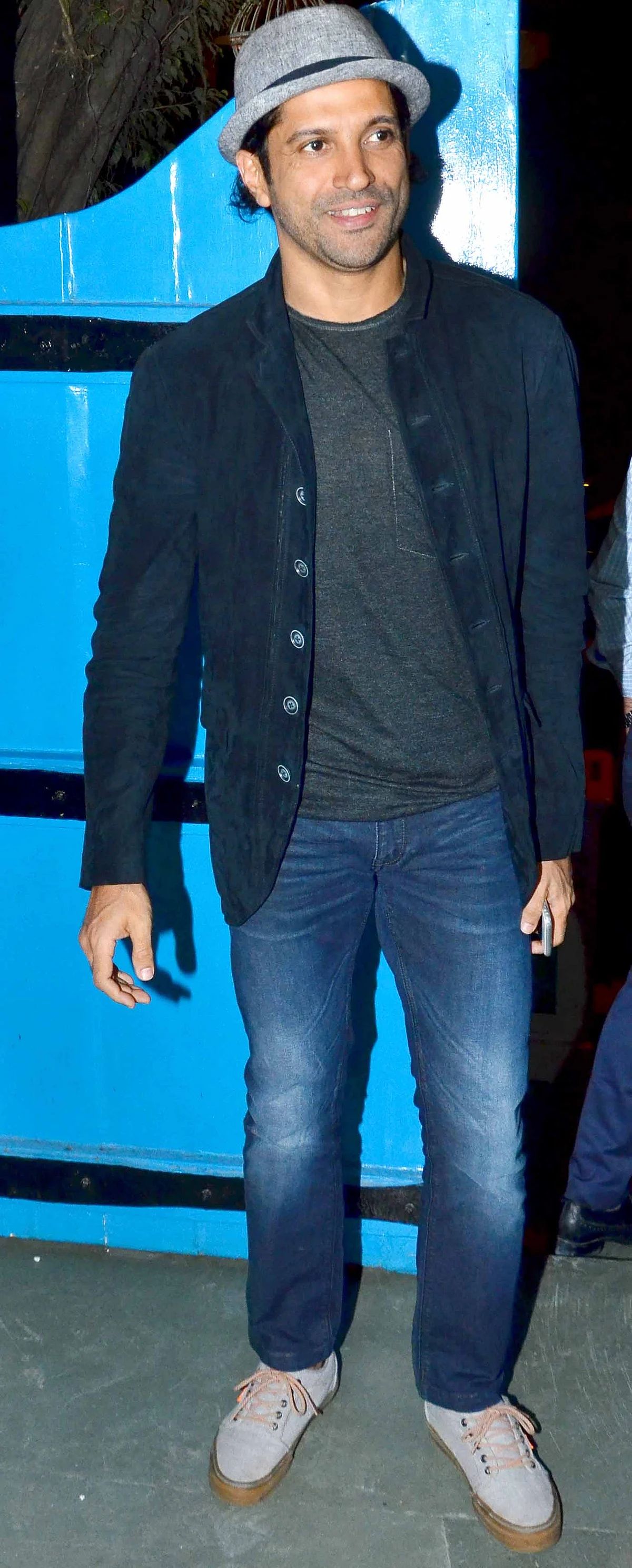 Farhan Akhtar drops by in style (Photo: Yogen Shah)