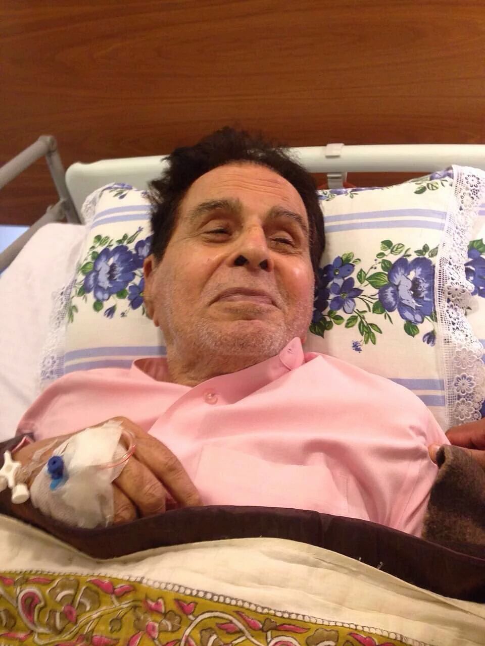 Saira Banu shared pictures of Dilip Kumar in the hospital. The veteran actor is said to be recovering well.
