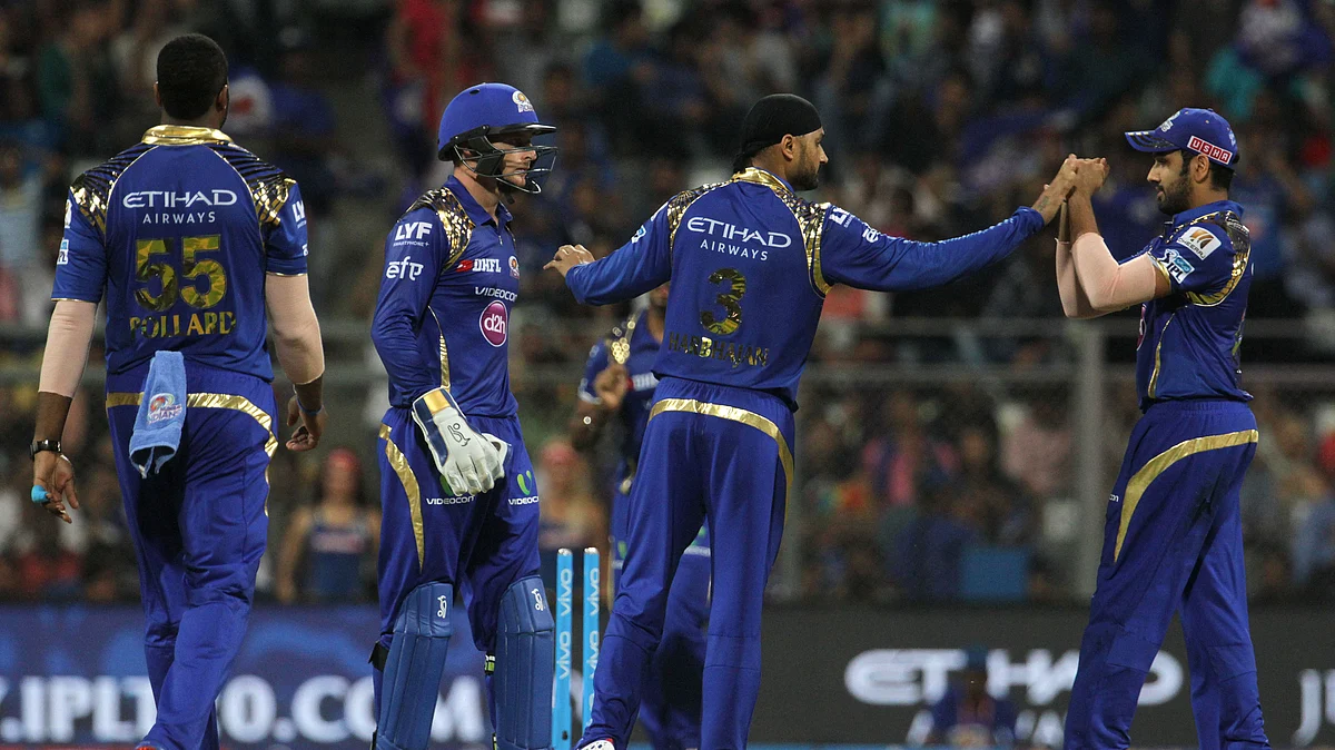 Harbhajan Singh got the much needed breakthrough for MI (Photo: BCCI)