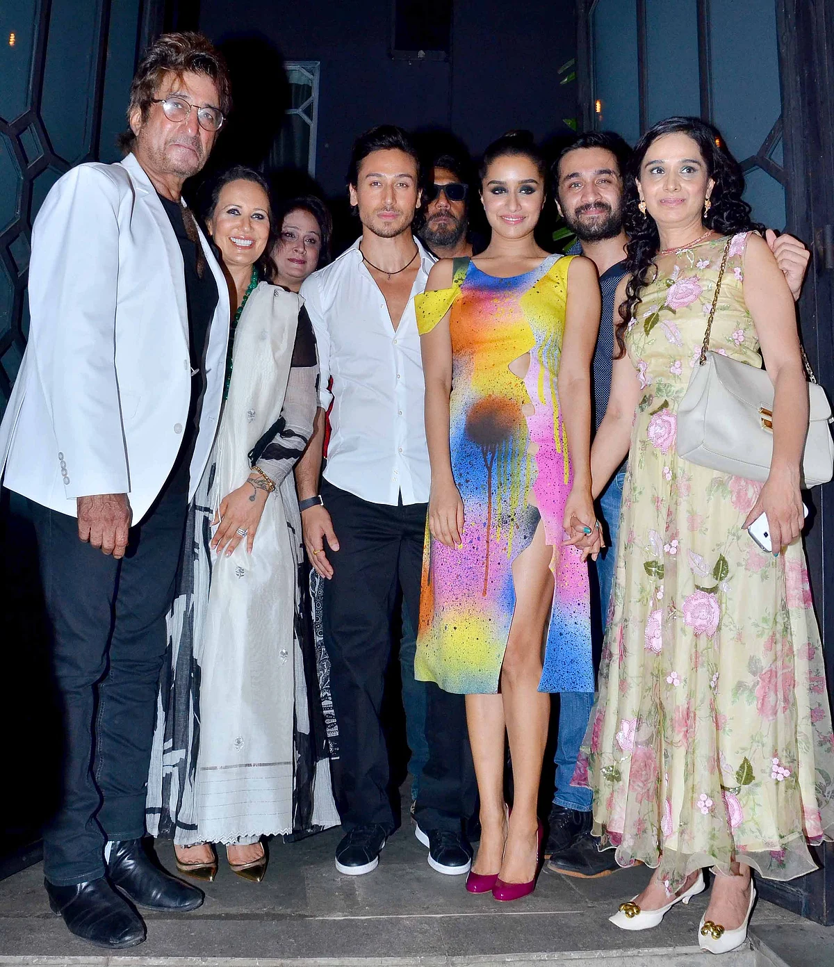 The <i>Baaghi </i>stars in a perfect family picture. (Photo: Yogen Shah)