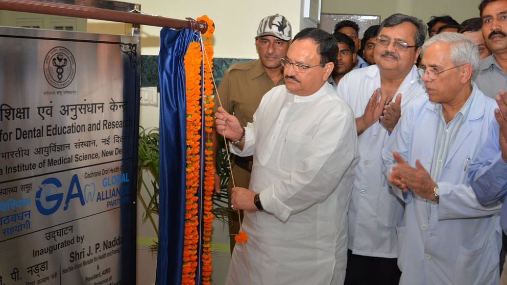 Union Health Minister JP Nadda unveiling a new Center fro Dental Education and Research at AIIMS. (Photo: Twitter @JPNadda)