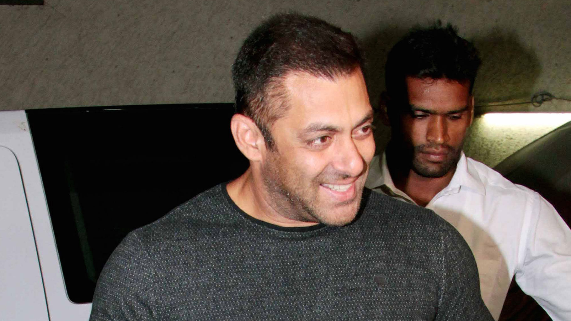 Salman Khan shares a pic of his newborn nephew (Photo: Yogen Shah)