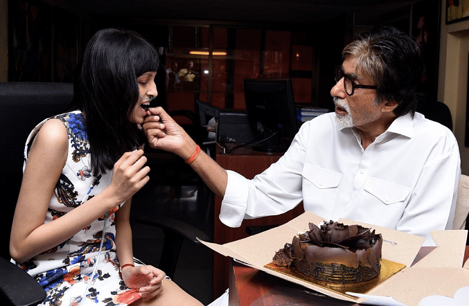 Amitabh Bachchan spends time with fan who is suffering from cancer on her birthday