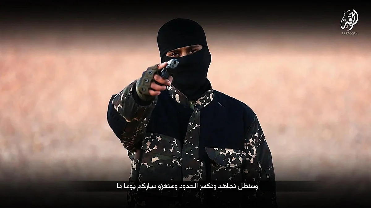 File photo from a video released by ISIS. (Photo: AP)