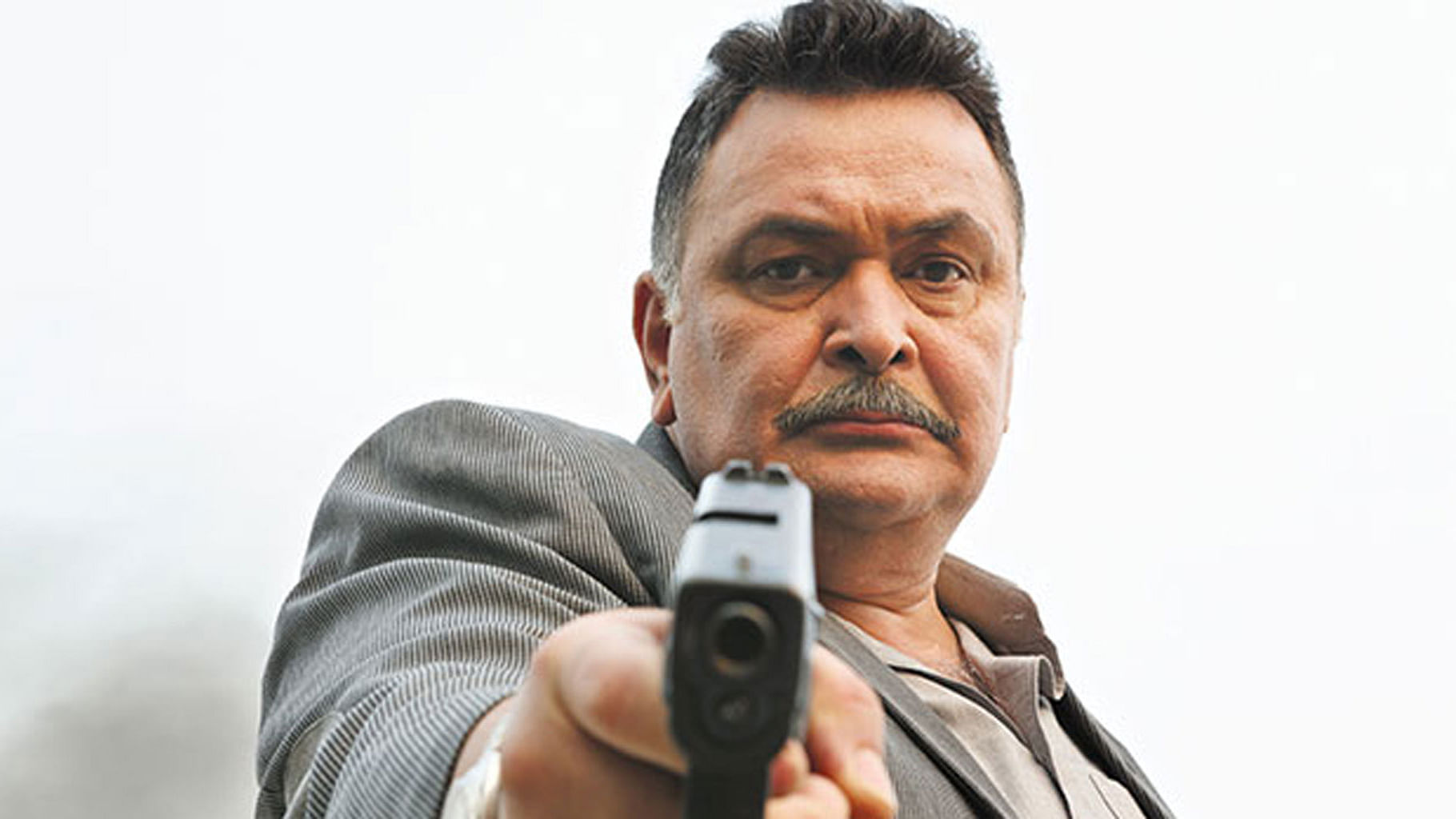 Rishi Kapoor is angry (Photo: Film still from <i>Aurangzeb)</i>