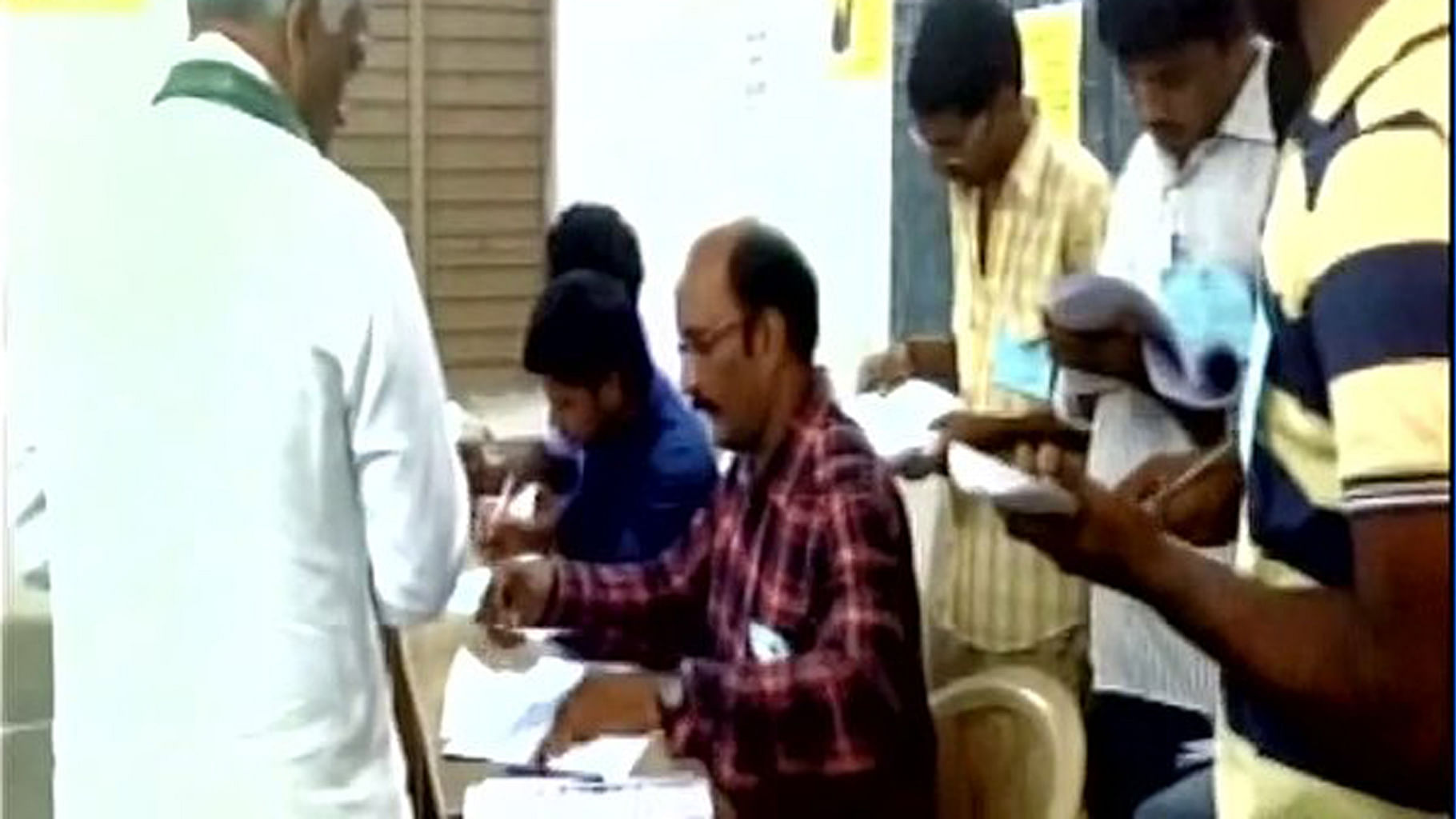 More than 30 percent of the 9.41 lakh voters cast their franchise in Puducherry till 11.30am. (Photo courtesy: ANI screengrab)