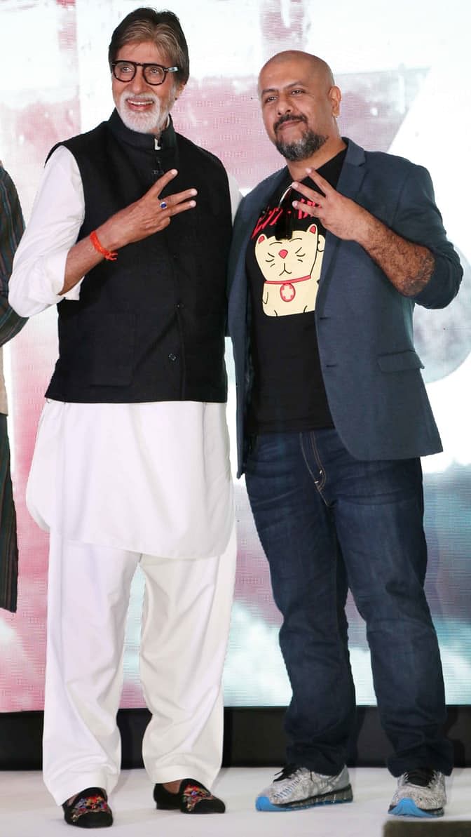 

Besides Amitabh Bachchan, the film stars Nawazuddin Siddiqui and Vidya Balan.