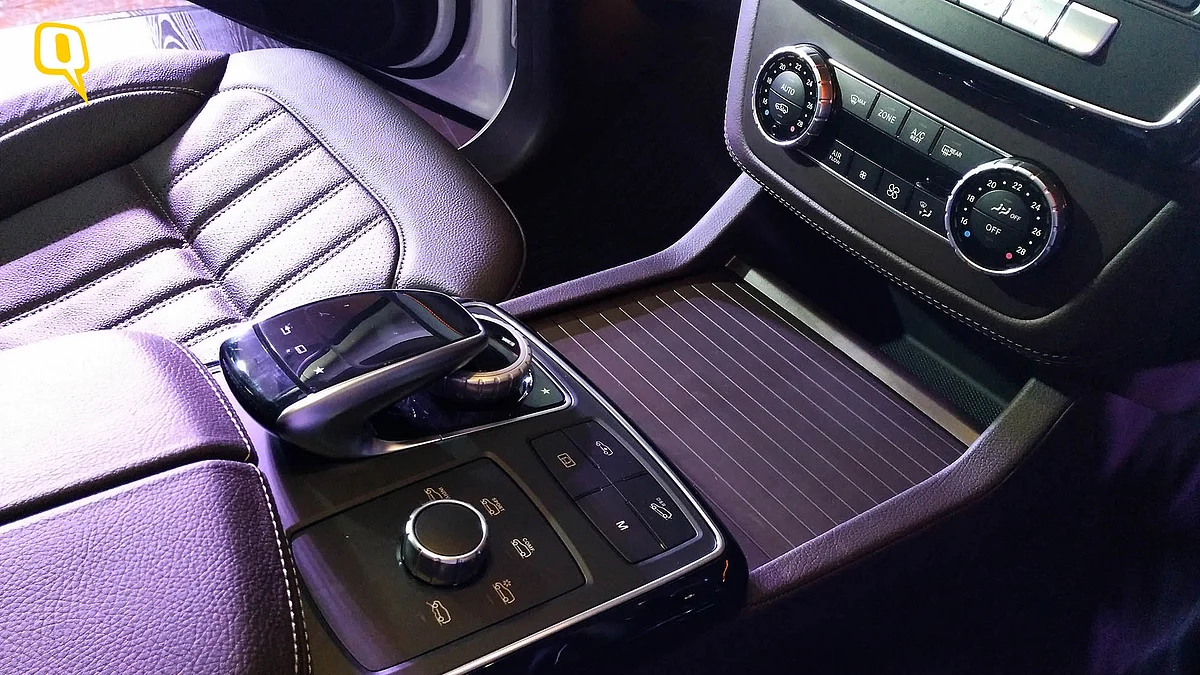The 9-speed automatic transmission. (Photo: <b>The Quint</b>)
