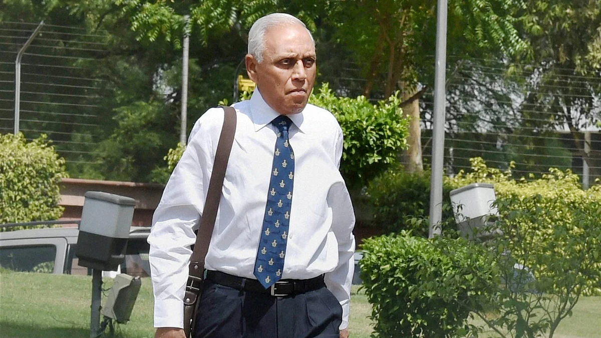 Former Air Chief Marshal SP Tyagi arriving at the CBI headquarters in New Delhi on Monday, 2 May 2016. (Photo: PTI)