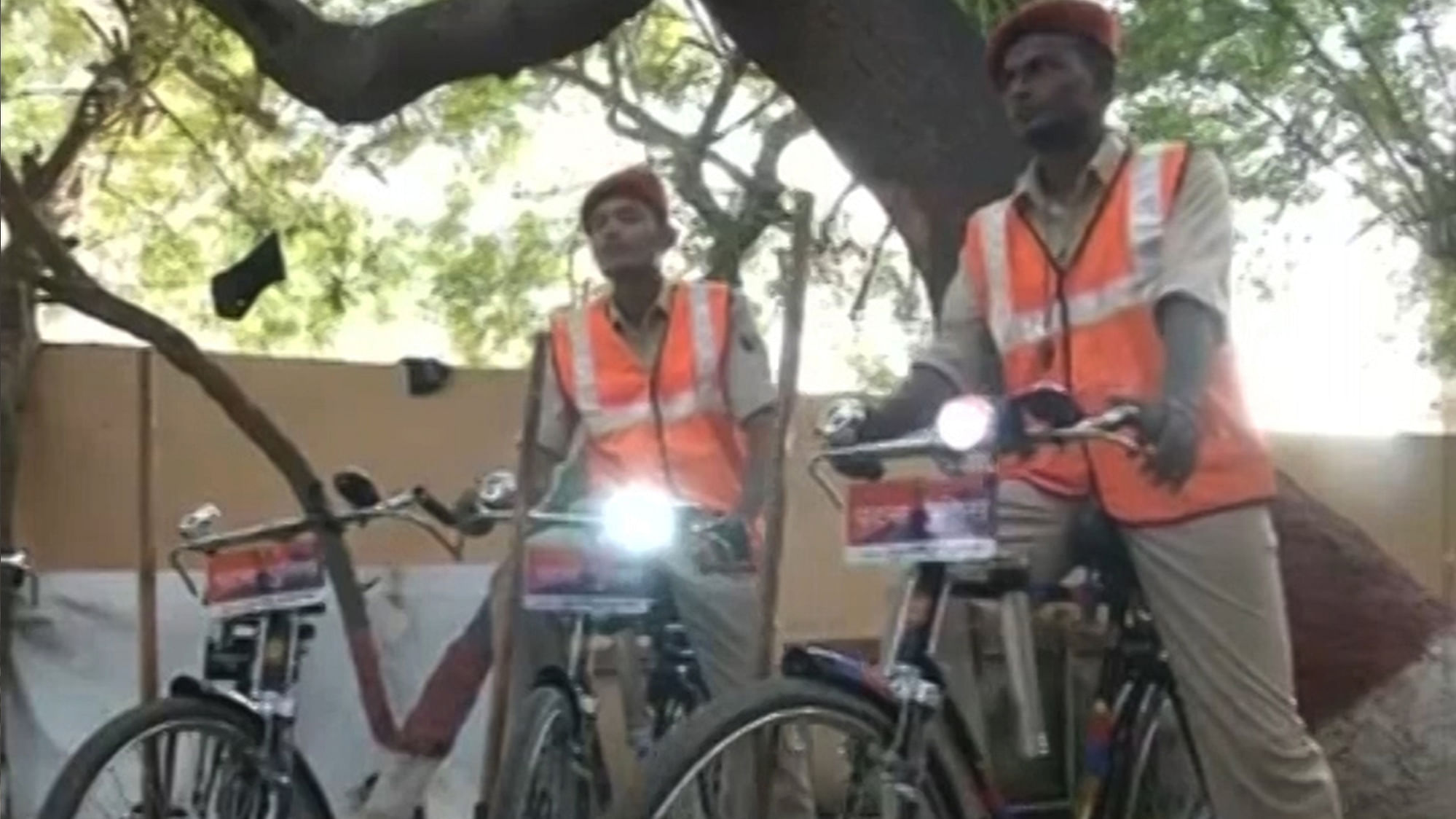 Police constables patrolling on bicycles as part of an experiment in Patna, Bihar. (Photo: ANI screengrab)