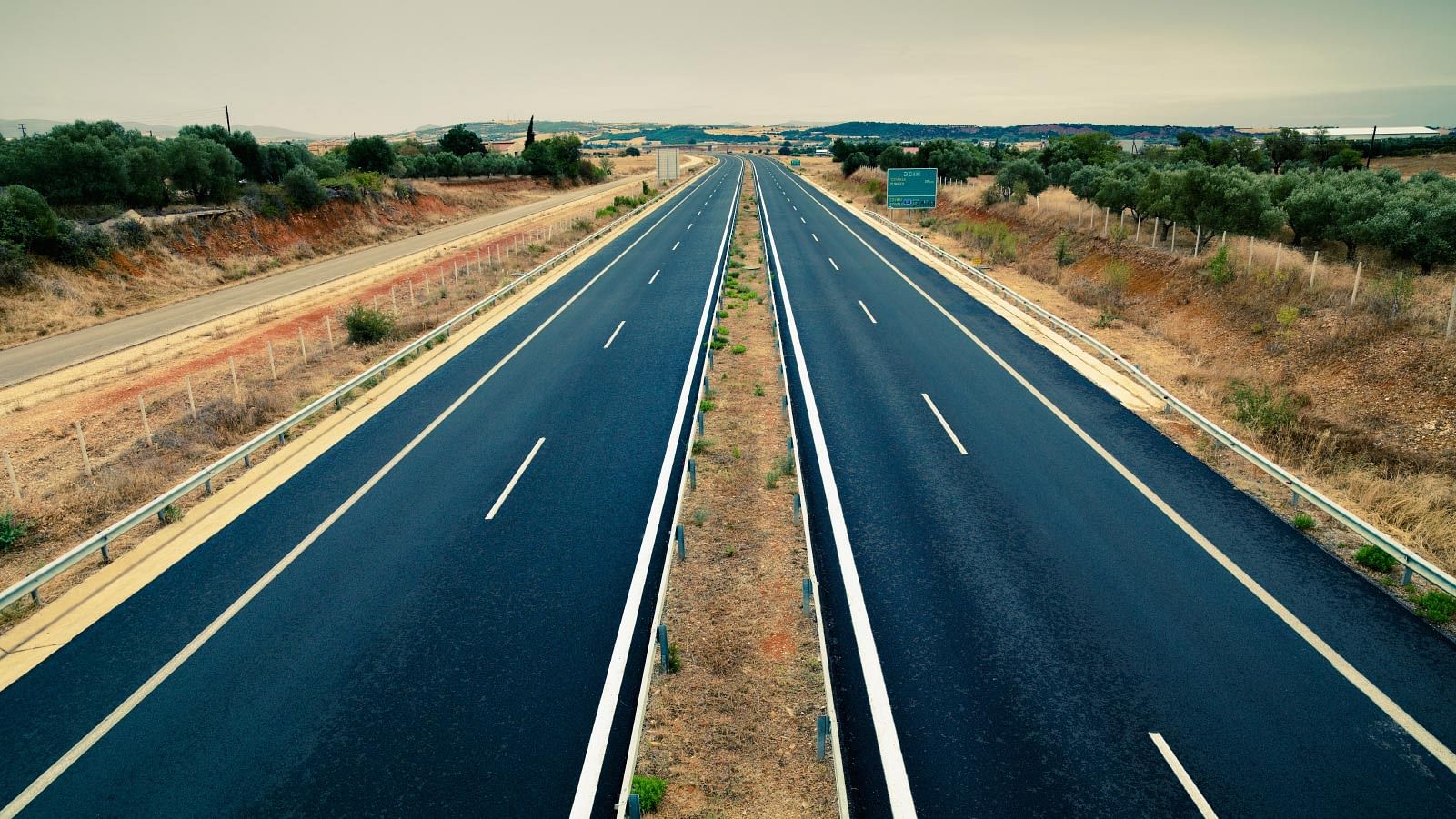 Representational image of a highway.&nbsp;