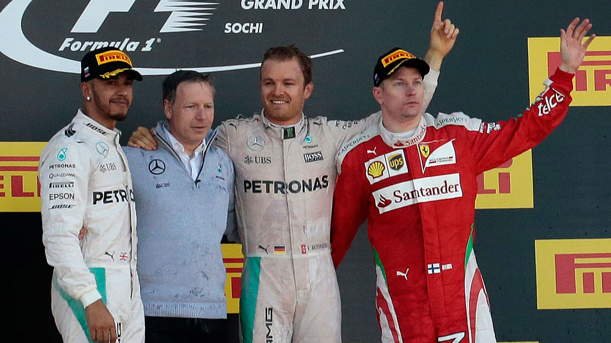 Formula One championship leader Nico Rosberg chalked up his seventh win in a row at the Russian Grand Prix on Sunday.