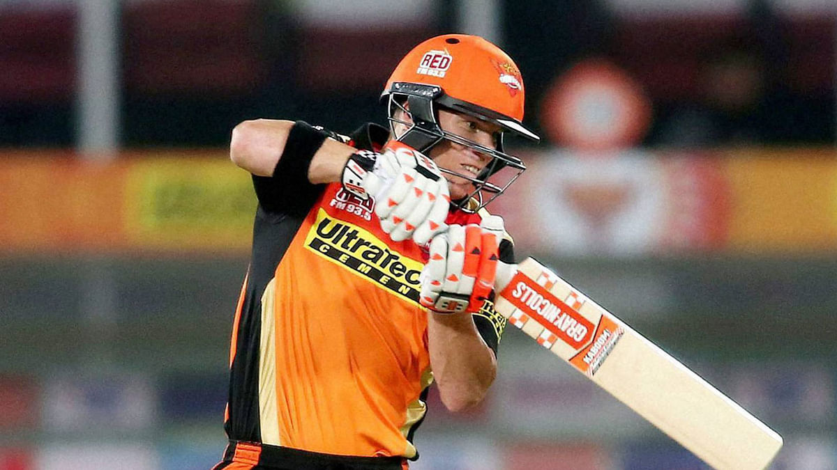 The Quint takes a look at the records broken by David Warner in the second qualifier match against Gujarat Lions.