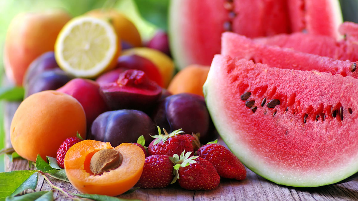 Should You Avoid Fruits While Dieting?