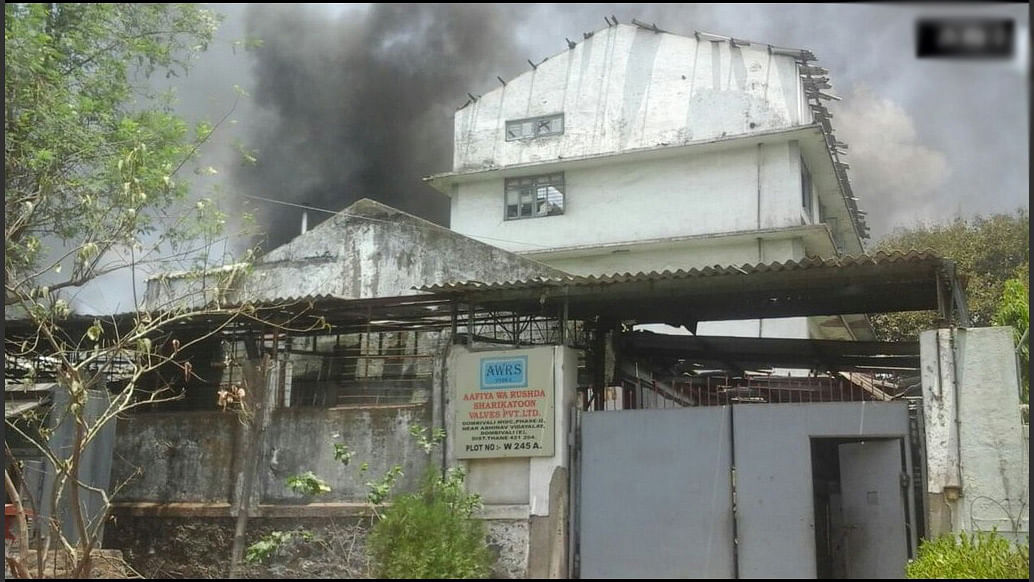 A major fire broke out following a blast in a Dombivali chemical factory. (Photo: ANI)