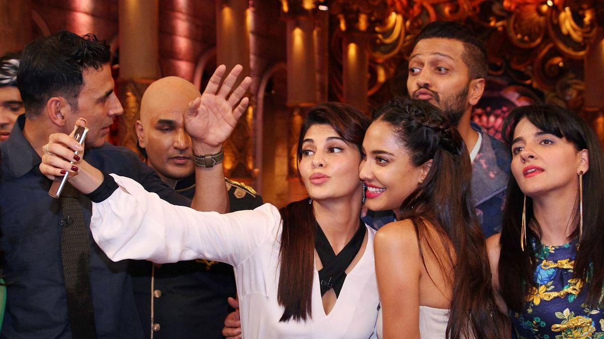 Akshay Miffed with ‘Comedy Nights Bachao’  Team for Racist Jokes?