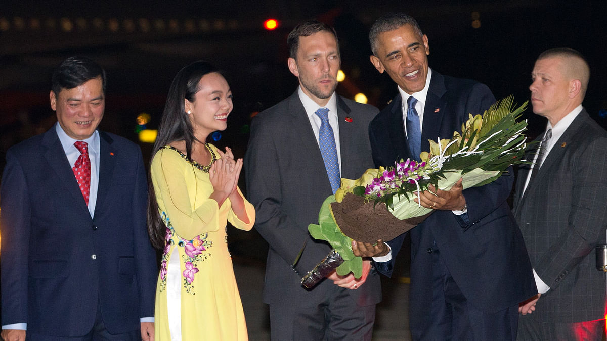 China in Mind, Obama Lifts Arms Embargo Against Old Foe Vietnam