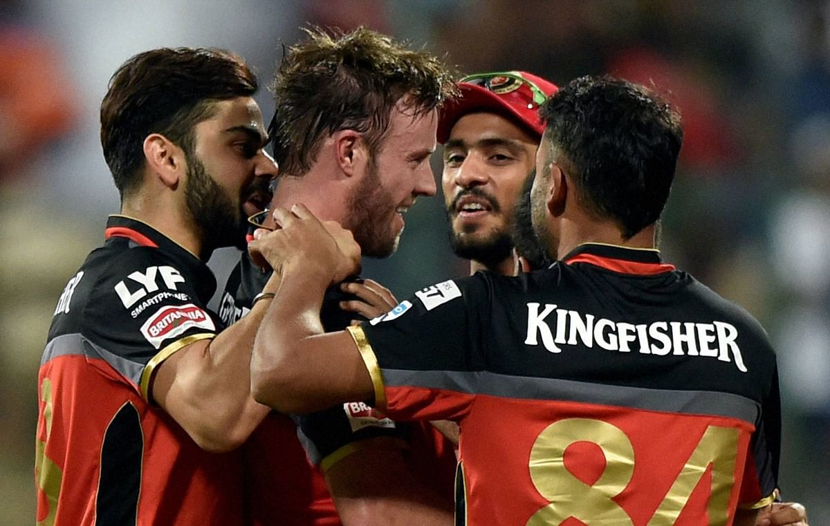 After scoring a duck, Virat Kohli watched as his team took him to the IPL 9 Finals!
