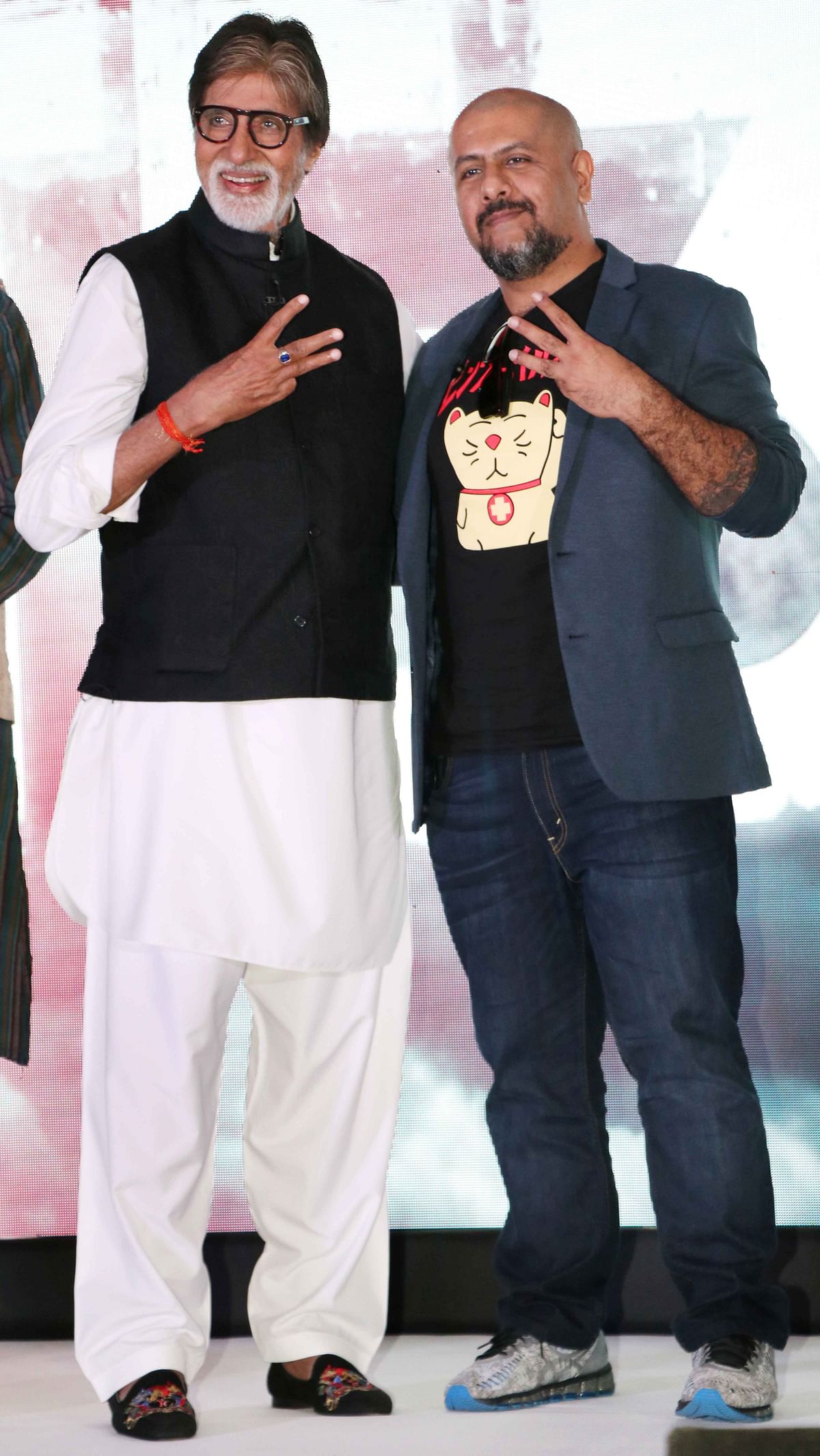 Amitabh Bachchan with Vishal Dadlani at the event. (Photo: Yogen Shah)