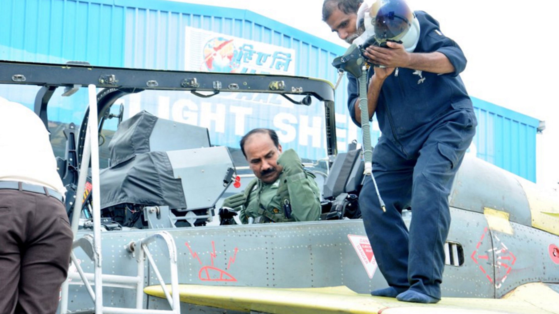 

The IAF chief, Air Chief Marshal Arup Raha, on Tuesday flew the indigenous Tejas Light Combat Aircraft (LCA) over Bengaluru. (Photo Courtesy:  Press Information Bureau)