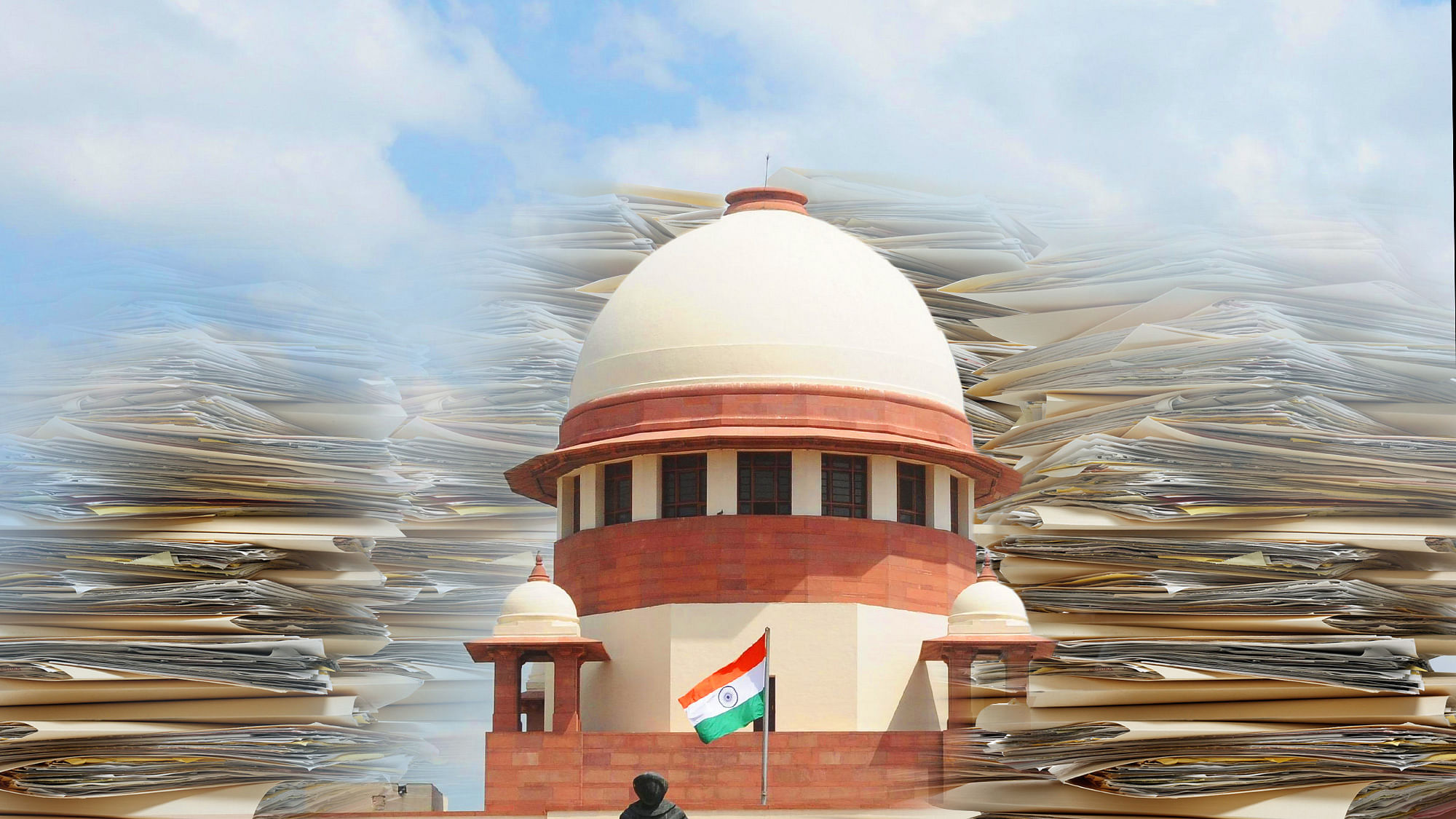 Can arbitration tribunals help in reducing the burden of judiciary? (Photo: IANS/ Altered by <b>The Quint</b>)