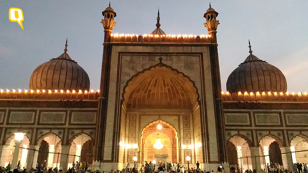 Evening shot with the ZenFone Max (Photo: Aaqib Raza Khan/<b>The Quint</b>)