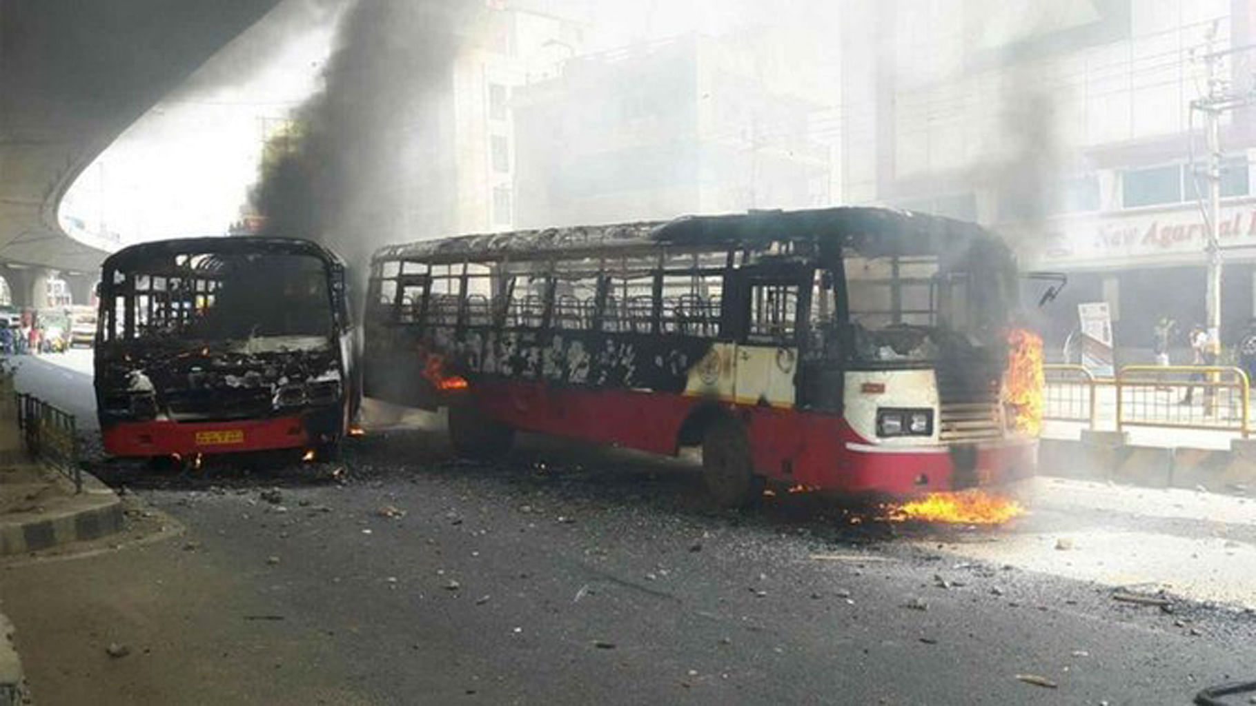 Vehicles, including government buses, in Kalaburagi were vandalised after the cabinet reshuffle. This image is for representational purposes. (Photo Courtesy : <a href="https://twitter.com/BlrCityPolice">Twitter/@BlrCityPolice</a>)