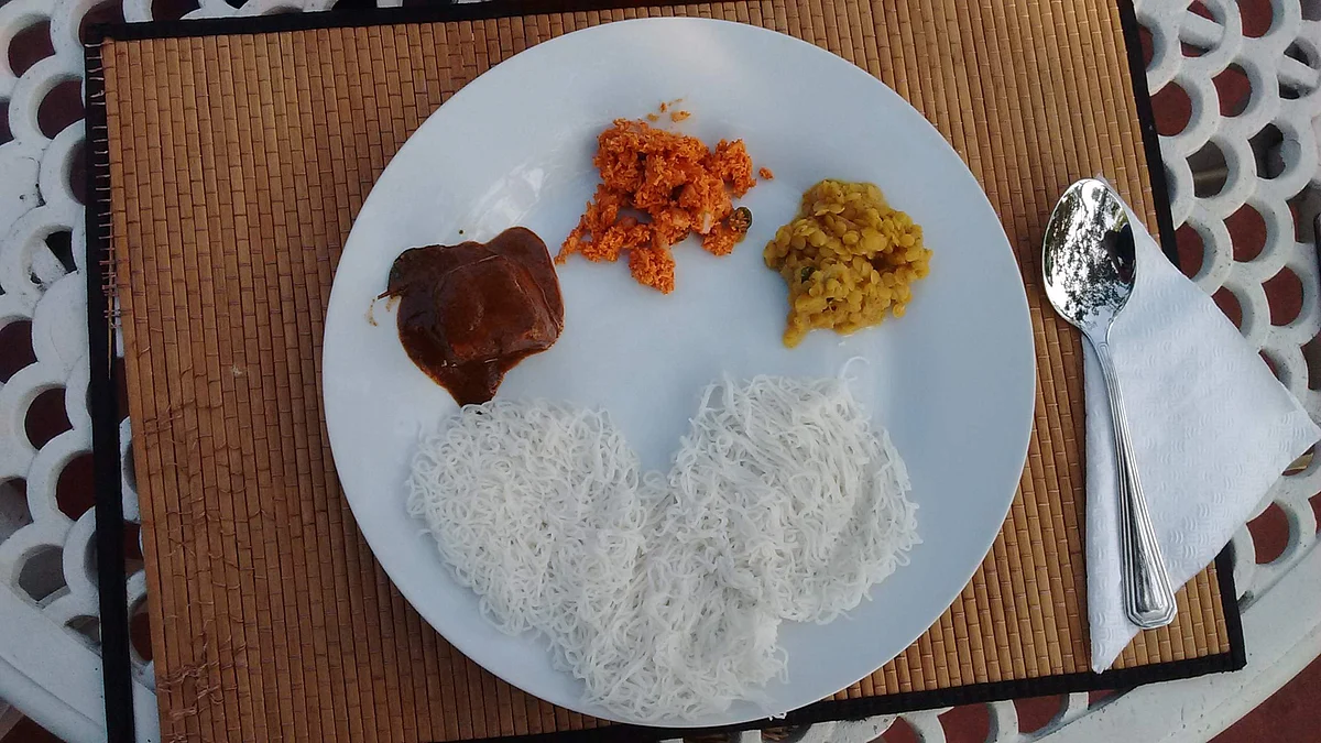 A traditional Sri Lankan breakfast (Photo: Suktara Ghosh)