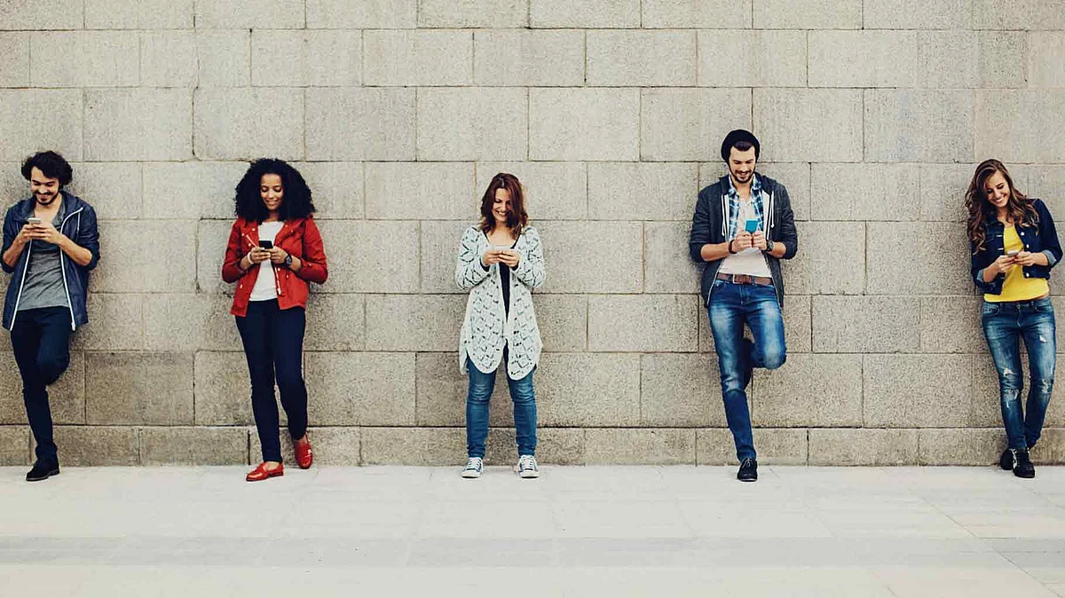 Have we sacrificed conversation for connection? (Photo: iStock)