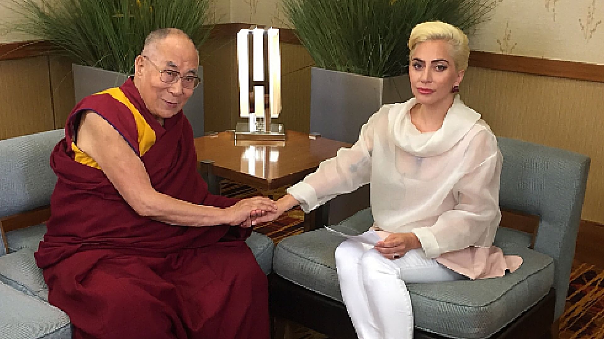 Lady Gaga with the Dalai &nbsp;Lama (Photo: Twitter)