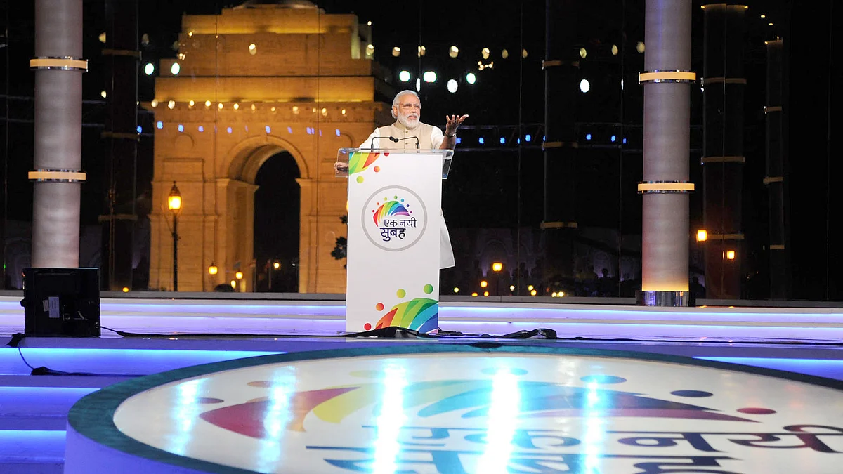 Prime Minister Narendra Modi addresses at the “Ek Nayi Subah” programme organised on completion of two years of NDA government, at India Gate, in New Delhi on May 28. (Photo: IANS/PIB)