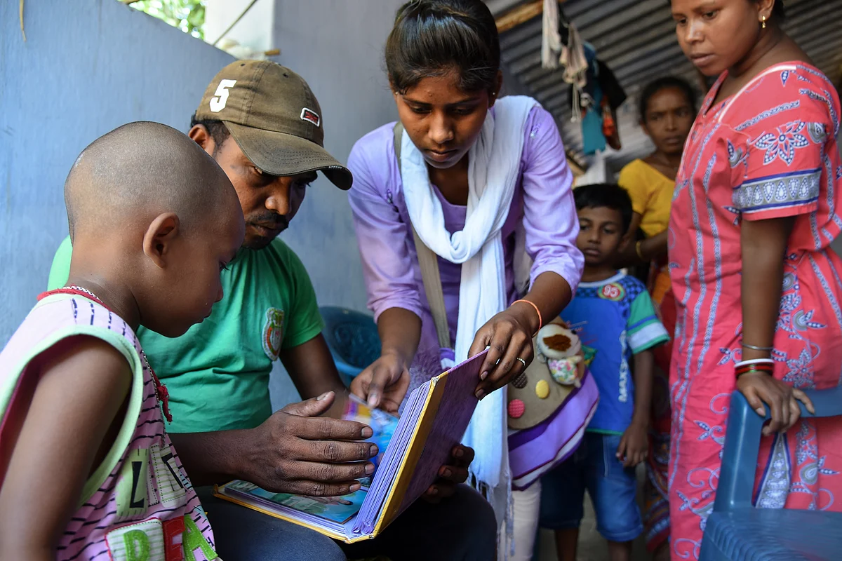 There are 11 members in Sonaram Kisku’s family including two unmarried sister.(Photo: Tanmoy Bhaduri)