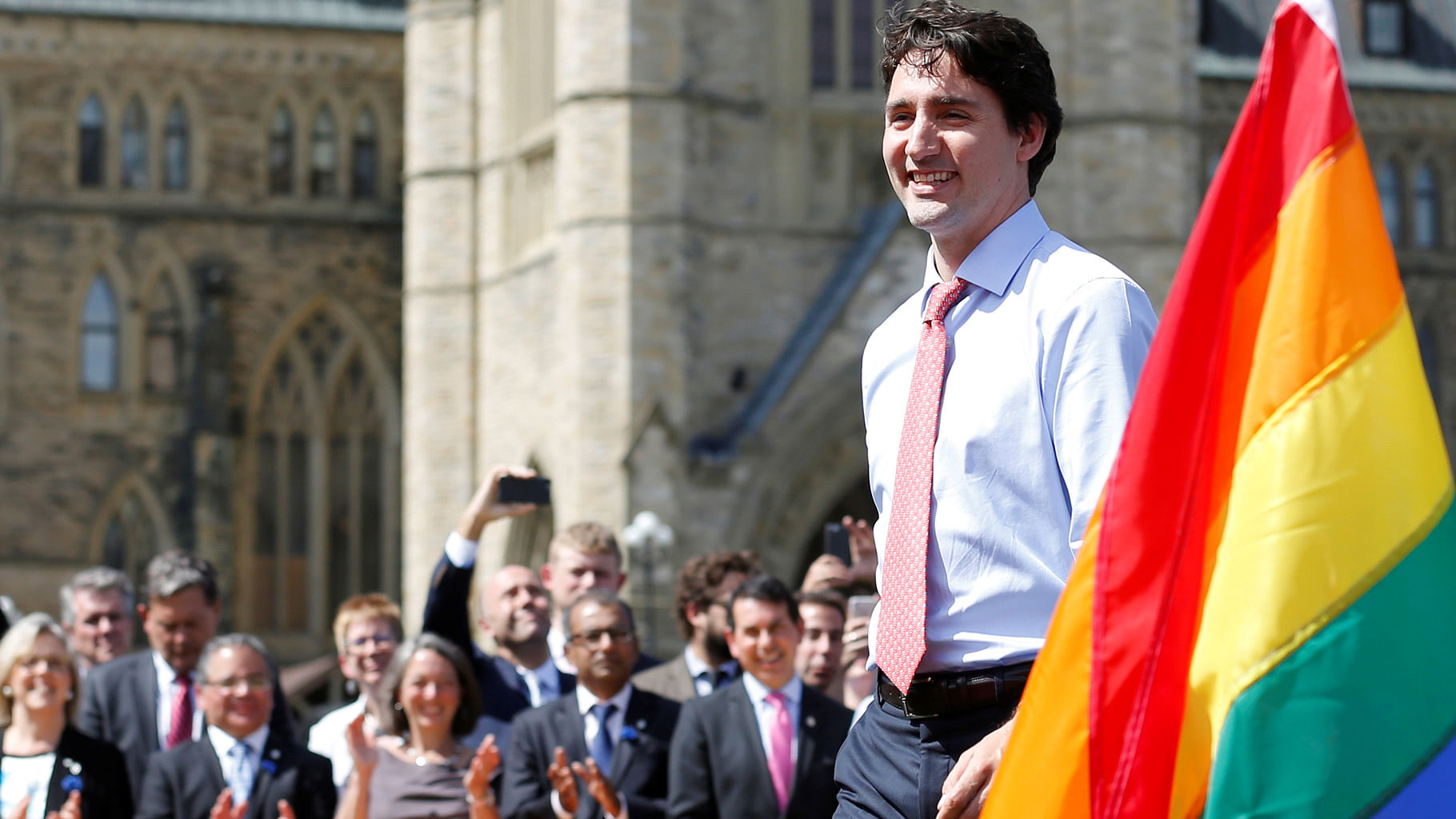 Justin Trudeau smiles for the cameras. (Photo: Reuters)