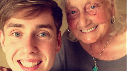 John with his famous grandmother. (Photo Courtesy: Twitter <a href="https://twitter.com/Push10Ben">@Push10Ben</a>)