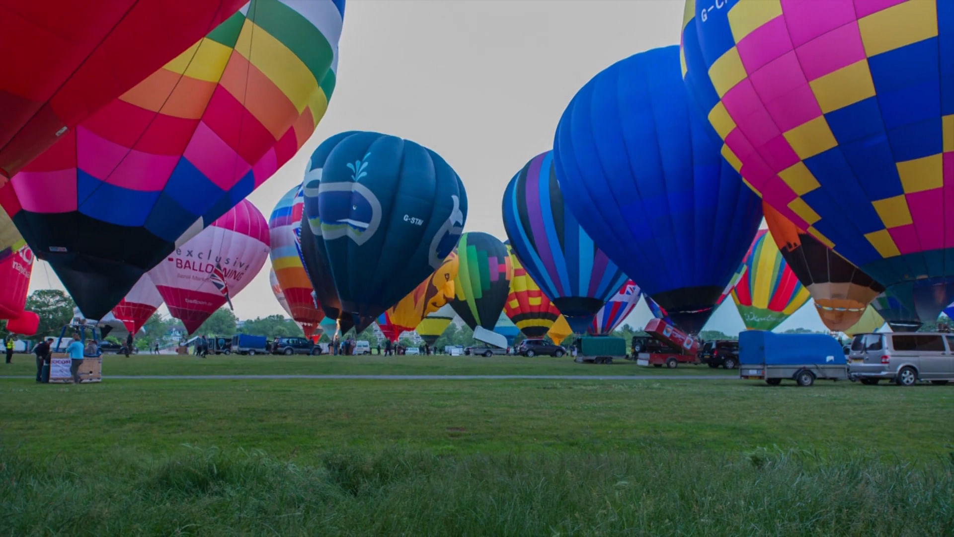 45 balloons travelled two and-a-half hours during Lord Mayor's balloon regatta (Photo: AP/Caters News Screengrab)